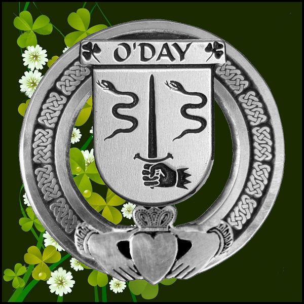 O'Day Irish Claddagh Coat of Arms Plaid brooch ~ Emerald stones