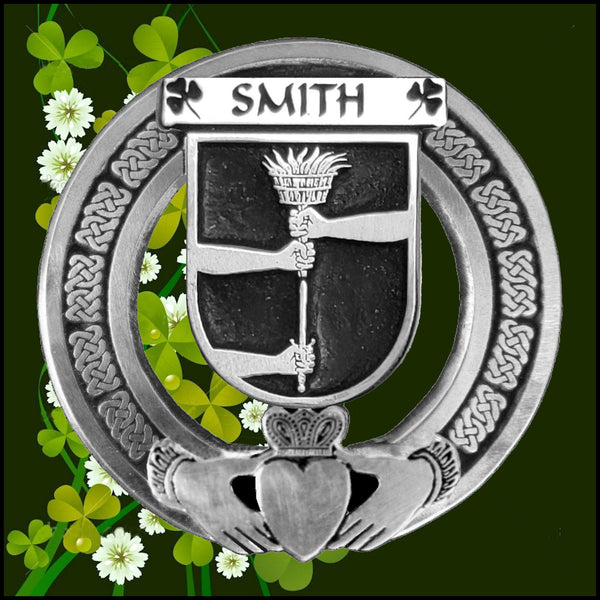 Smith Irish Claddagh Badge 8 oz. Flask Emerald, Ebony or Stainless