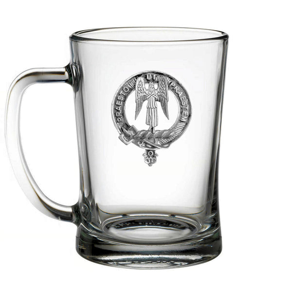 A clear glass mug with an embossed emblem featuring an angel and the text "RAFESETO" inside a circular design.