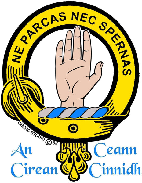 Lamont Clan Crest Badge Skye Decanter