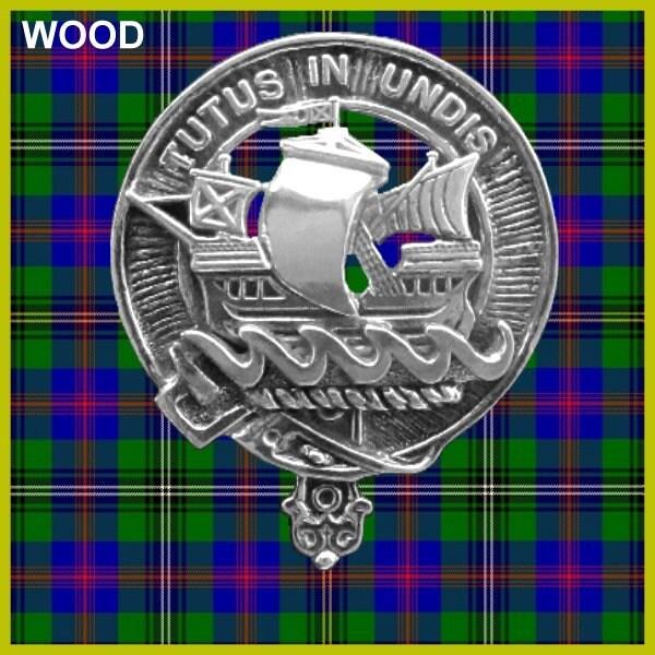Wood Clan Crest Badge Skye Decanter
