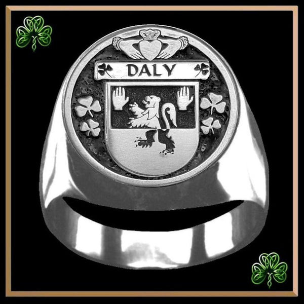 Daly Irish Coat of Arms Gents Ring IC100
