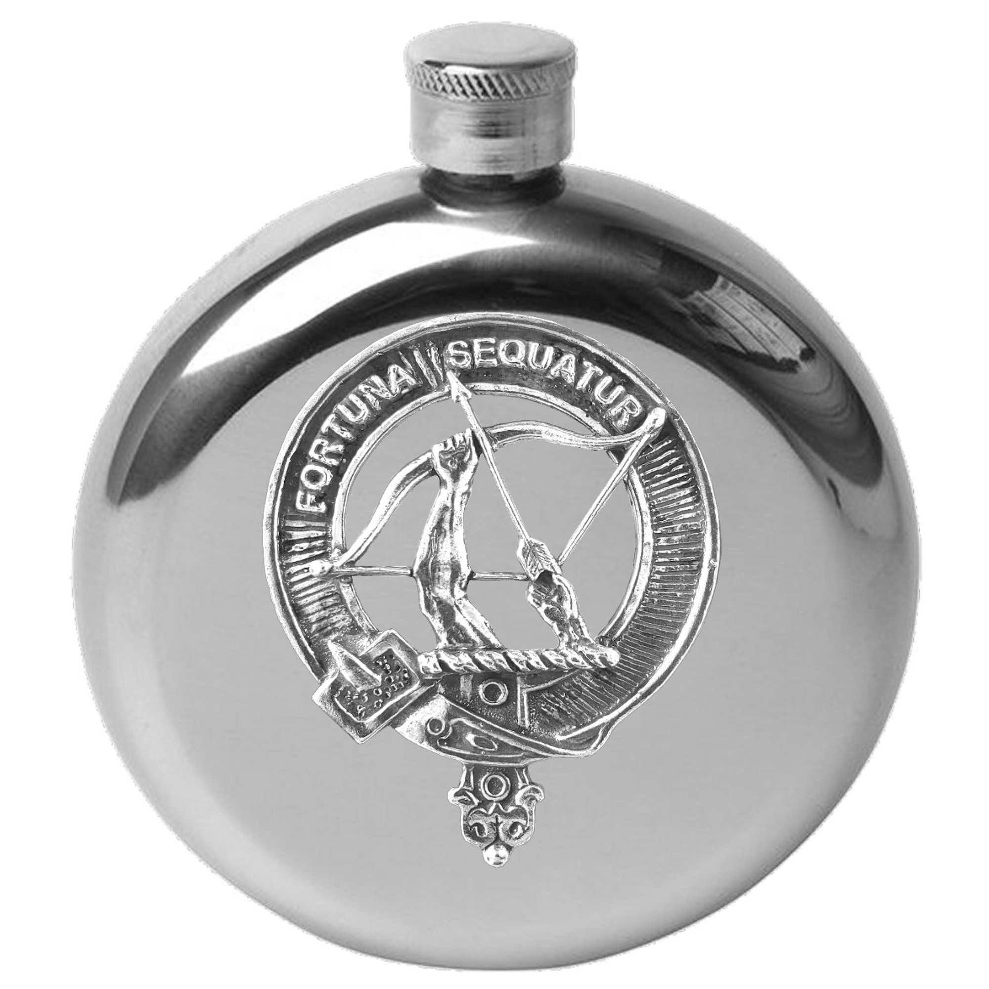 Hunter Polmood 5 oz Round Clan Crest Scottish Badge Flask