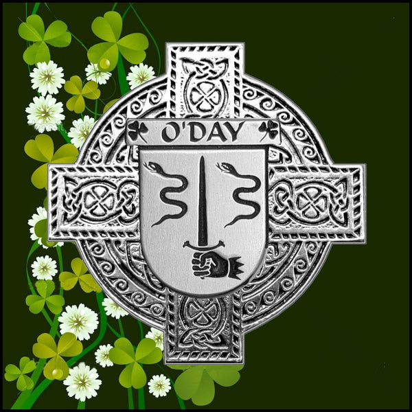 O'Day Irish Dublin Coat of Arms Badge Decanter