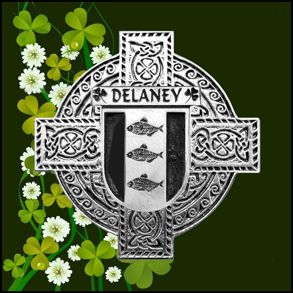 Delany Irish Dublin Coat of Arms Badge Decanter