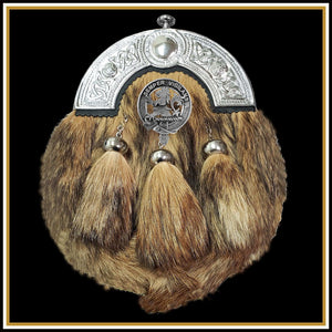 Wilson (Lion) Scottish Clan Crest Badge Dress Fur Sporran