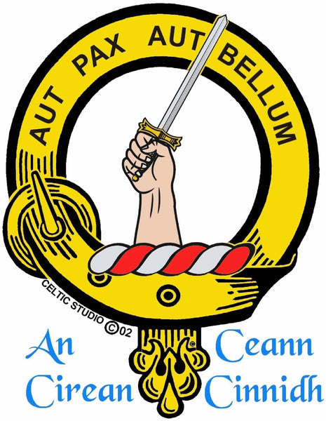 Gunn Clan Badge Scottish Plaid Brooch